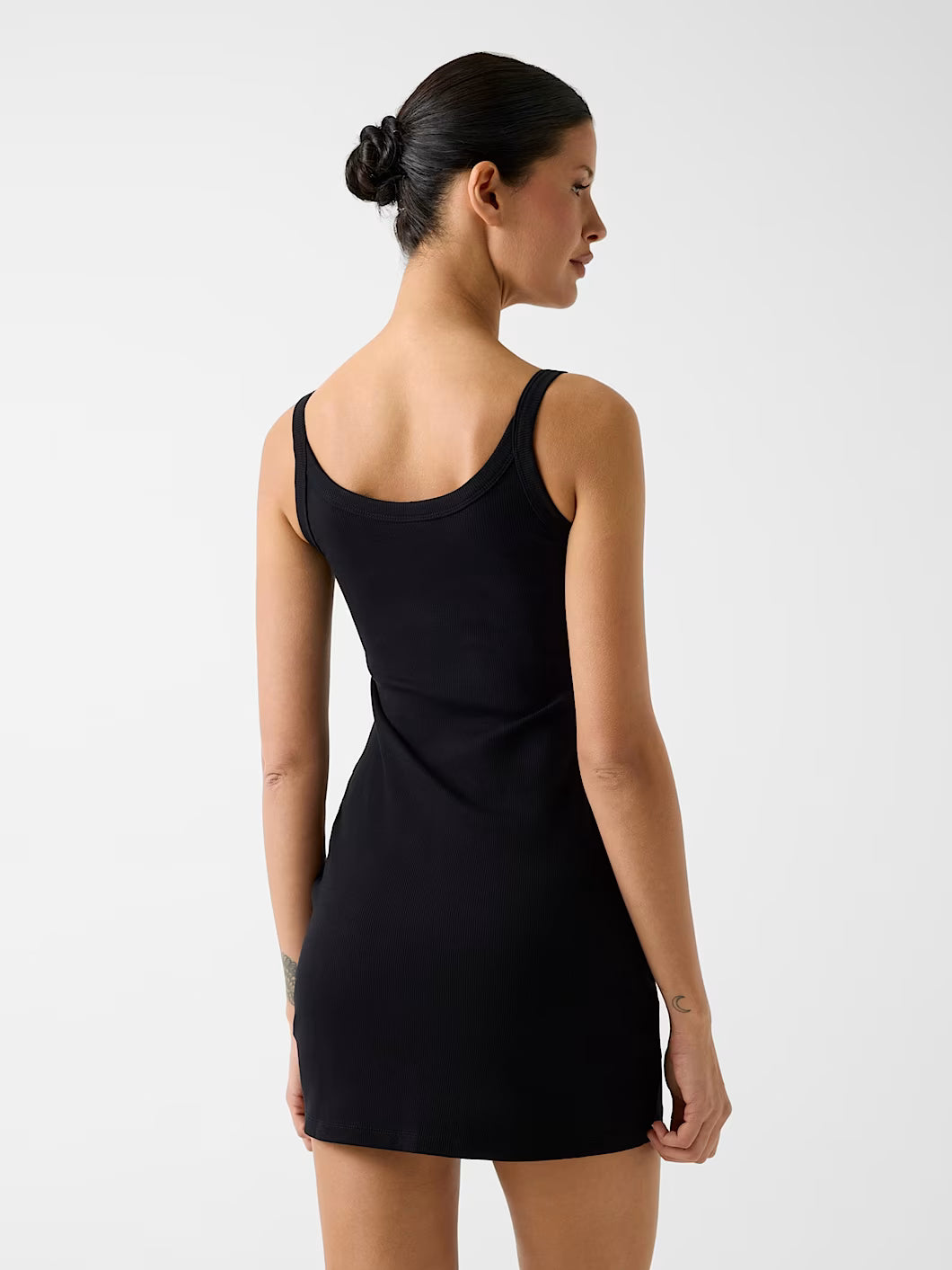 Vestido GUESS - V6GK11 K3181 JBLK