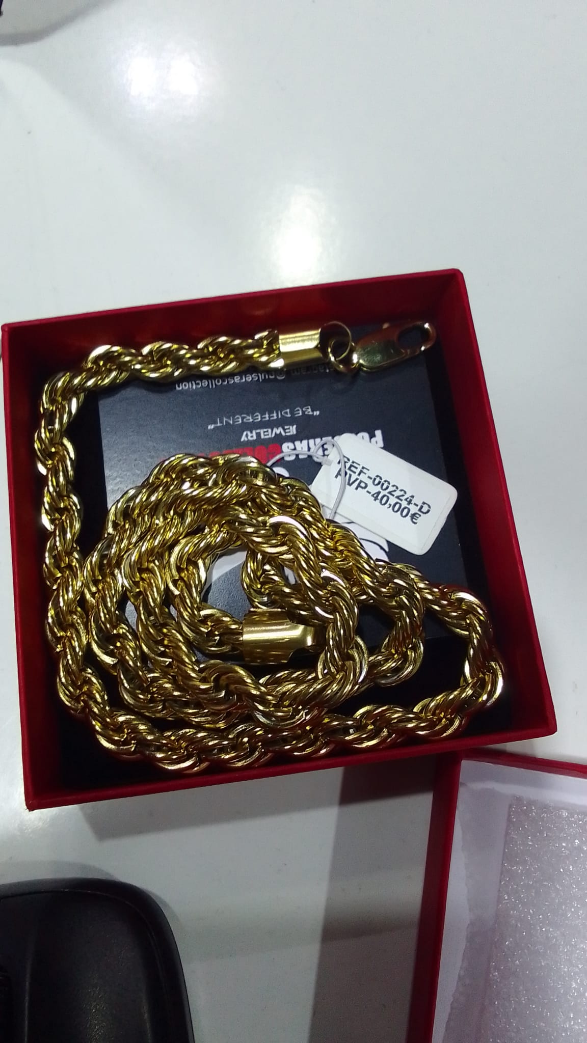 Collar PC cordón dorado - 0224D pequeño (3MM)