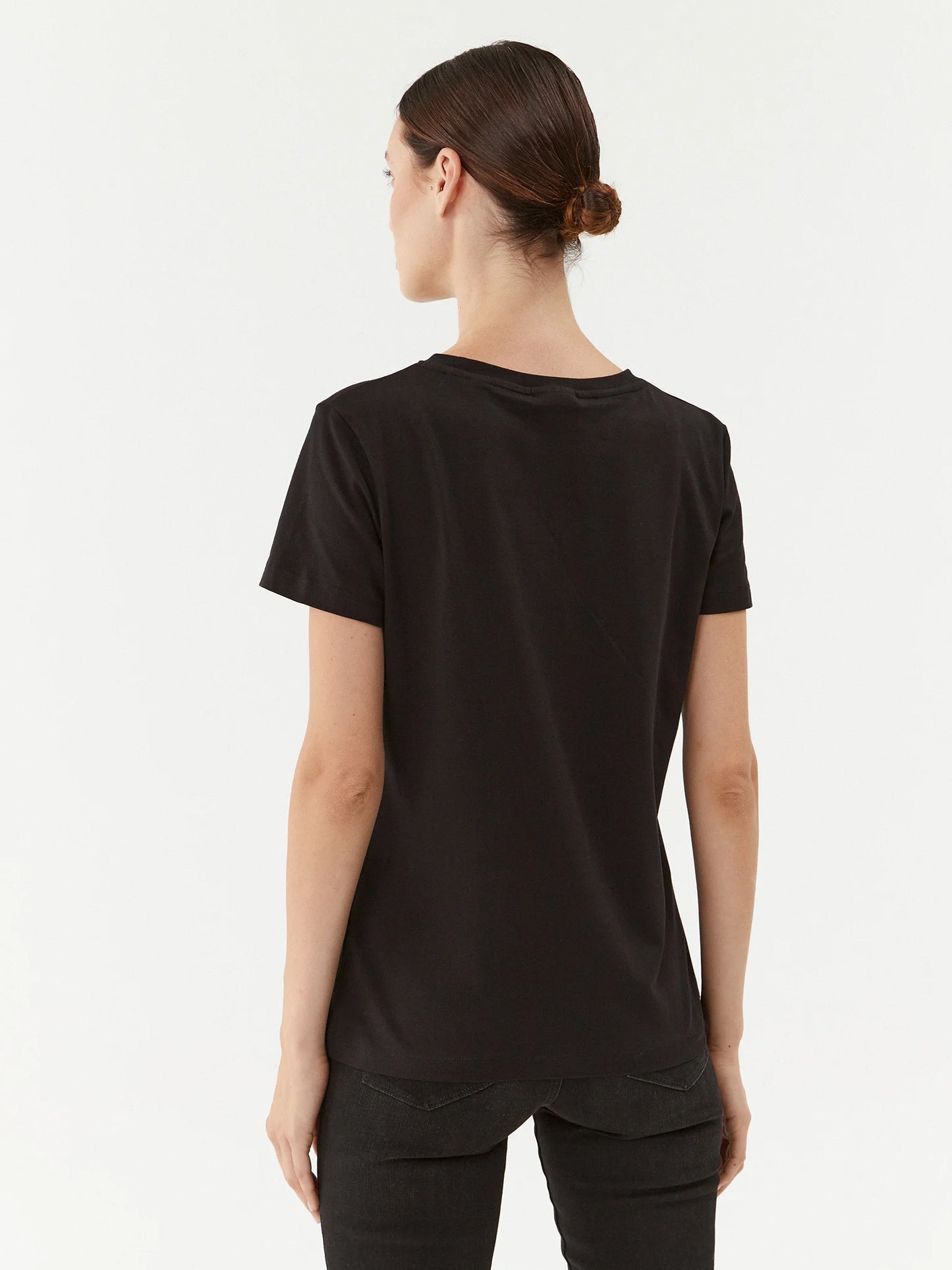 Camiseta GUESS - V3BI11 J1314 JBLK