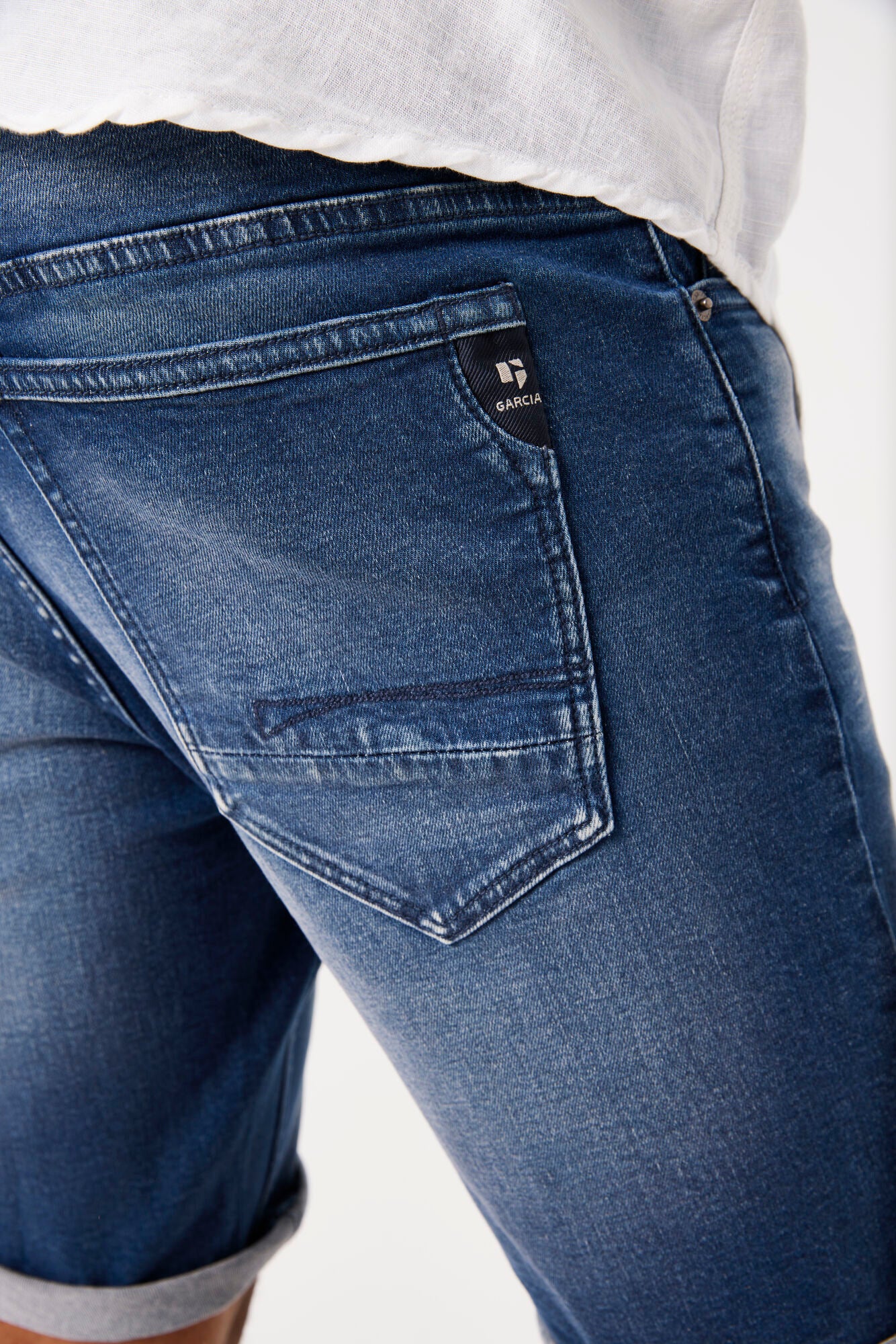 Bermudas GARCIA RUSSO - 615 8185