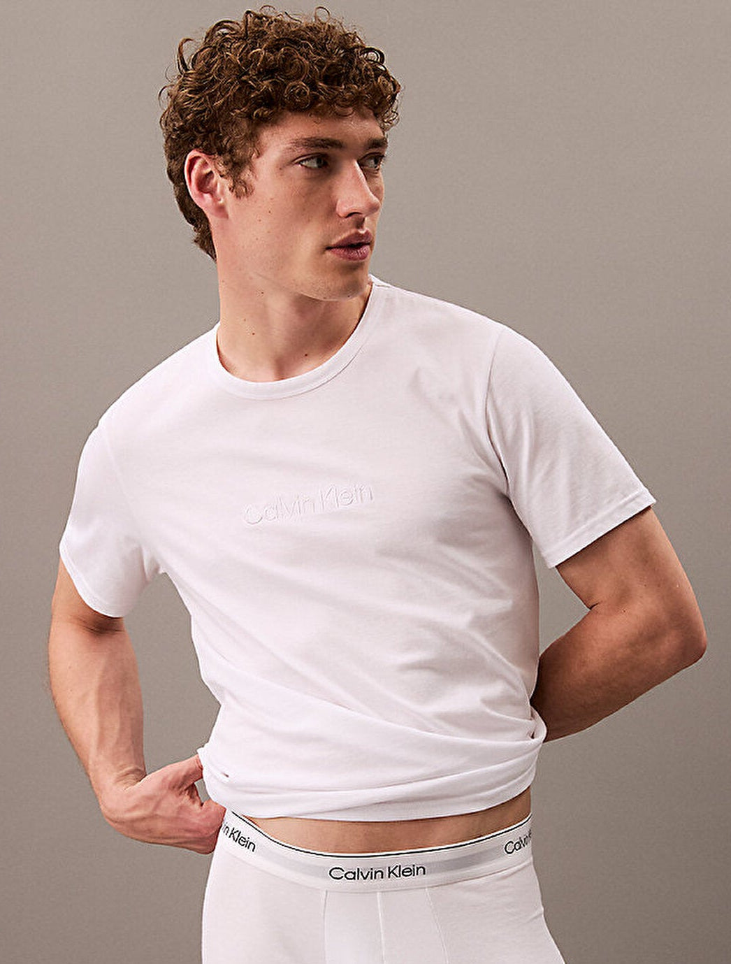 Camiseta CALVIN KLEIN - 000NM2748E 100
