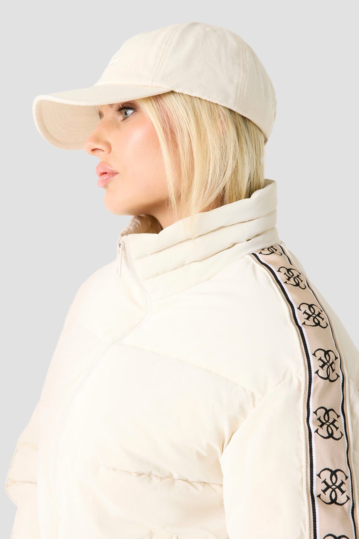 Chaqueta GUESS - V5BL11 WGYC2 G6K5