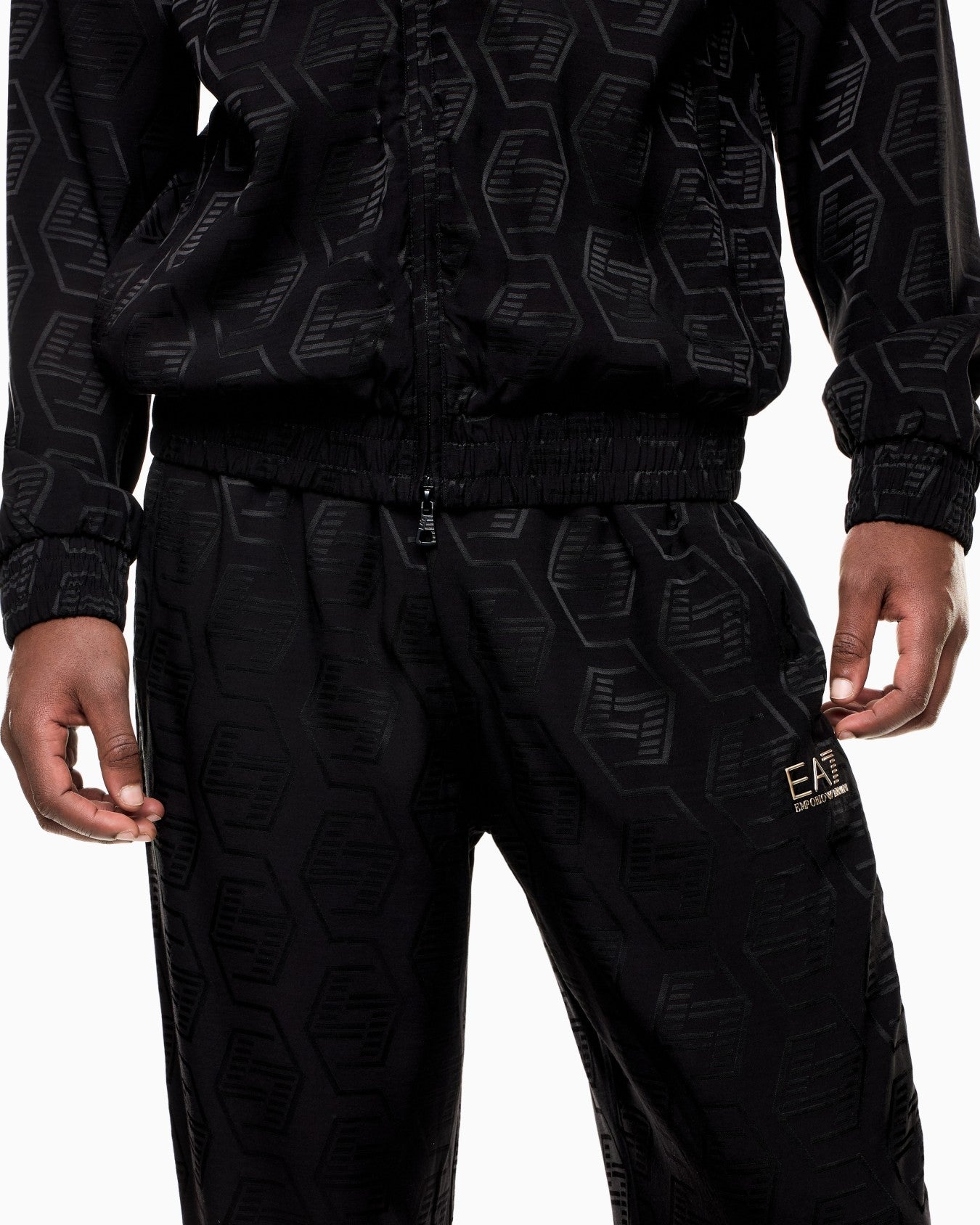 Conjunto EA7 - 7M001305 AF21439 UC001