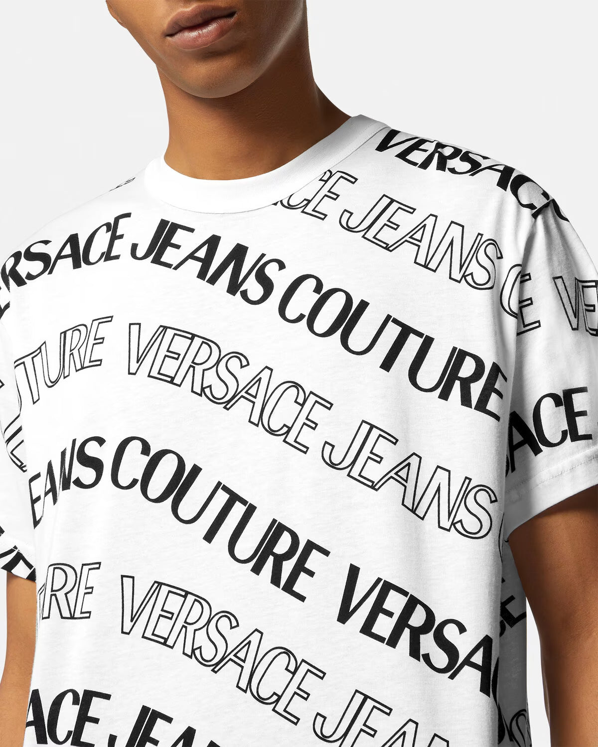 Camiseta discount versace precio