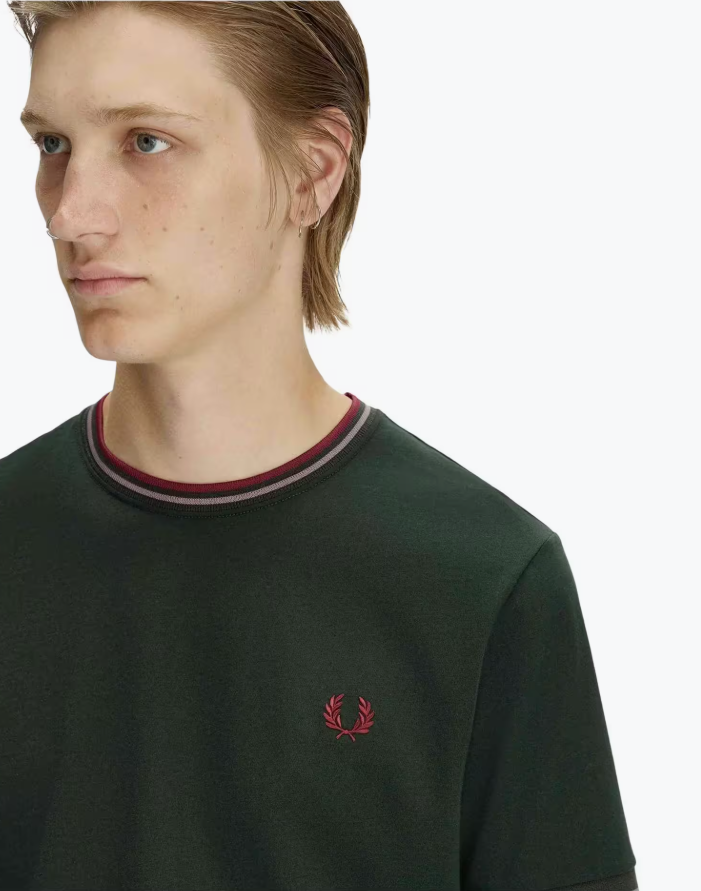 Camiseta FRED PERRY - M1588 85A