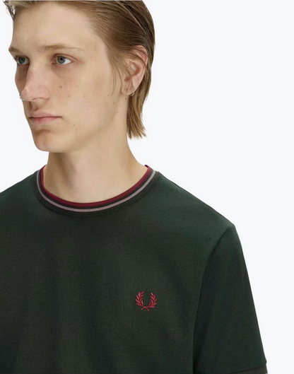 Camiseta FRED PERRY - M1588 85A