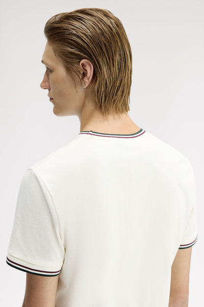 Camiseta FRED PERRY - M1588 84A