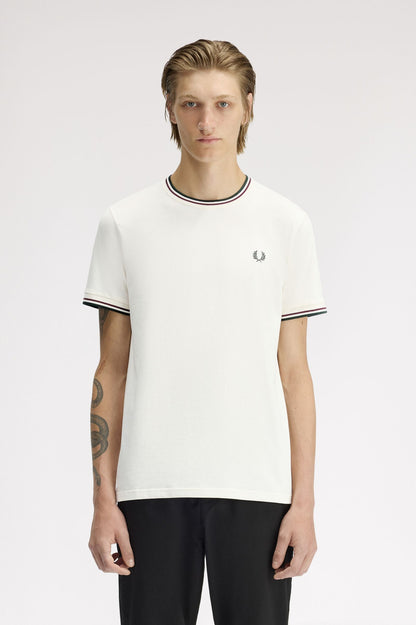 Camiseta FRED PERRY - M1588 84A