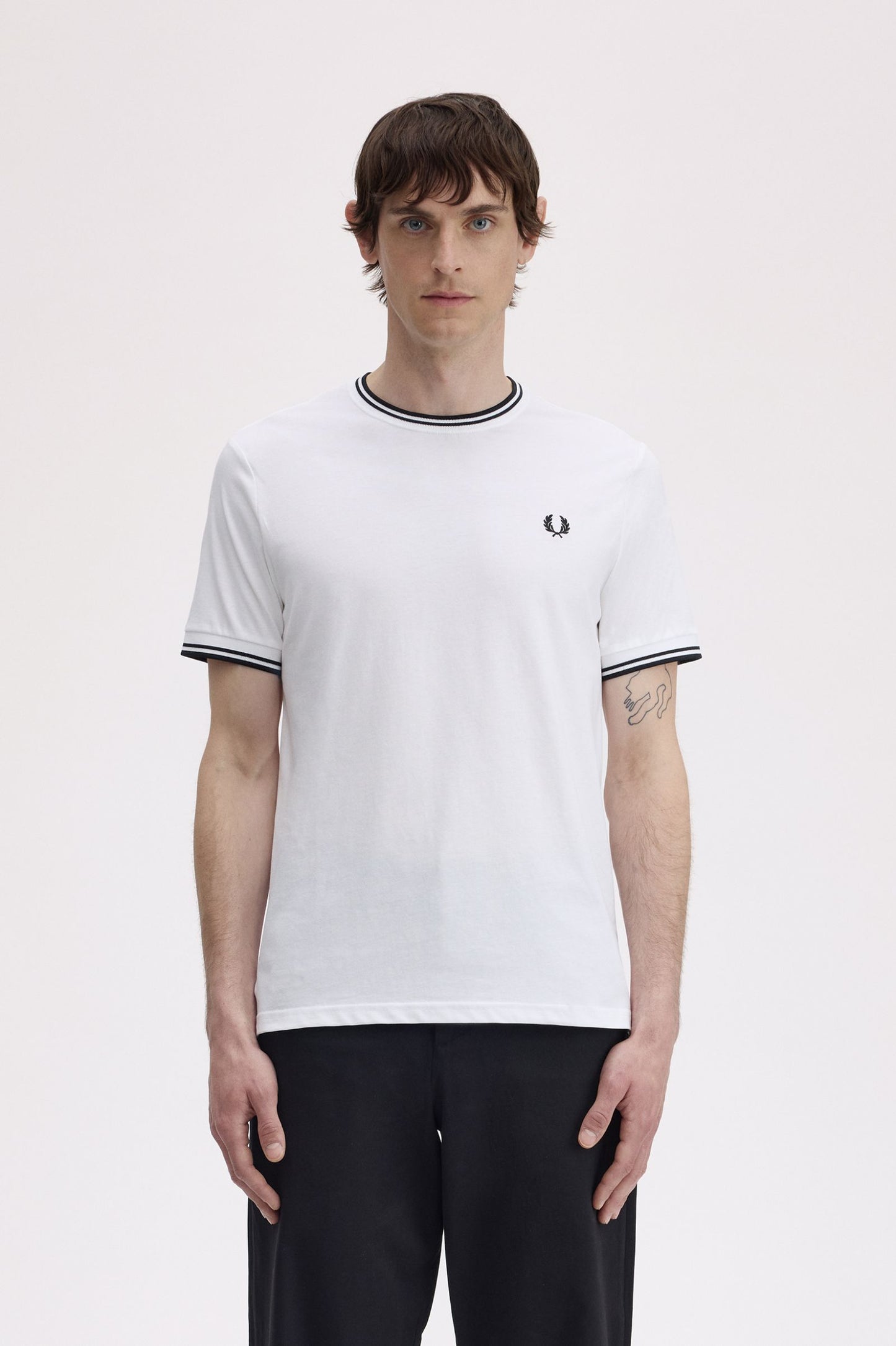 Camiseta FRED PERRY - M1588 100