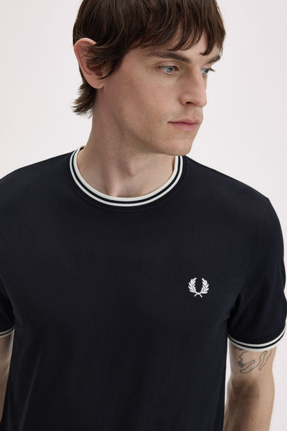 Camiseta FRED PERRY - M1588 102