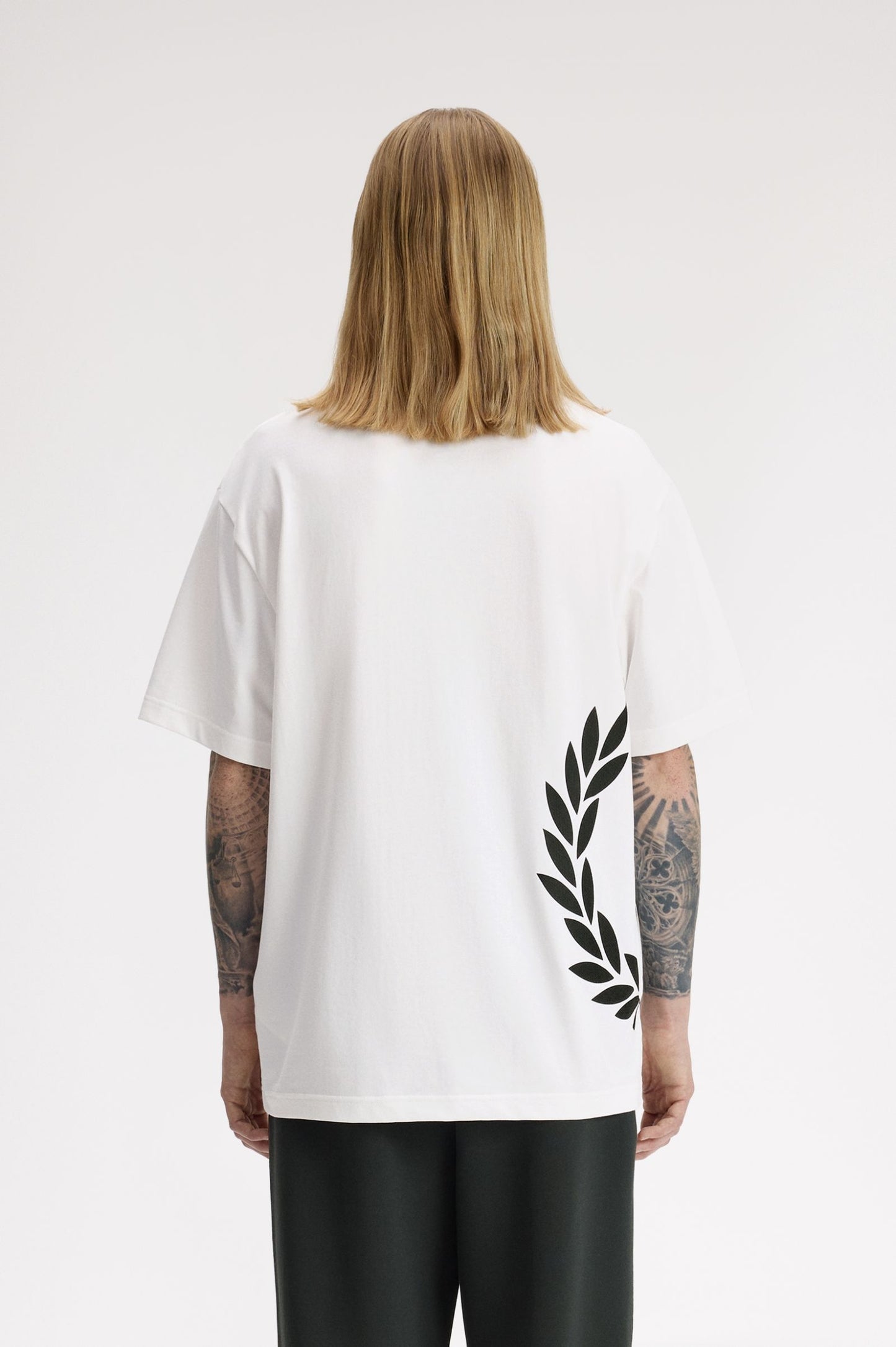 Camiseta FRED PERRY - M2440 129