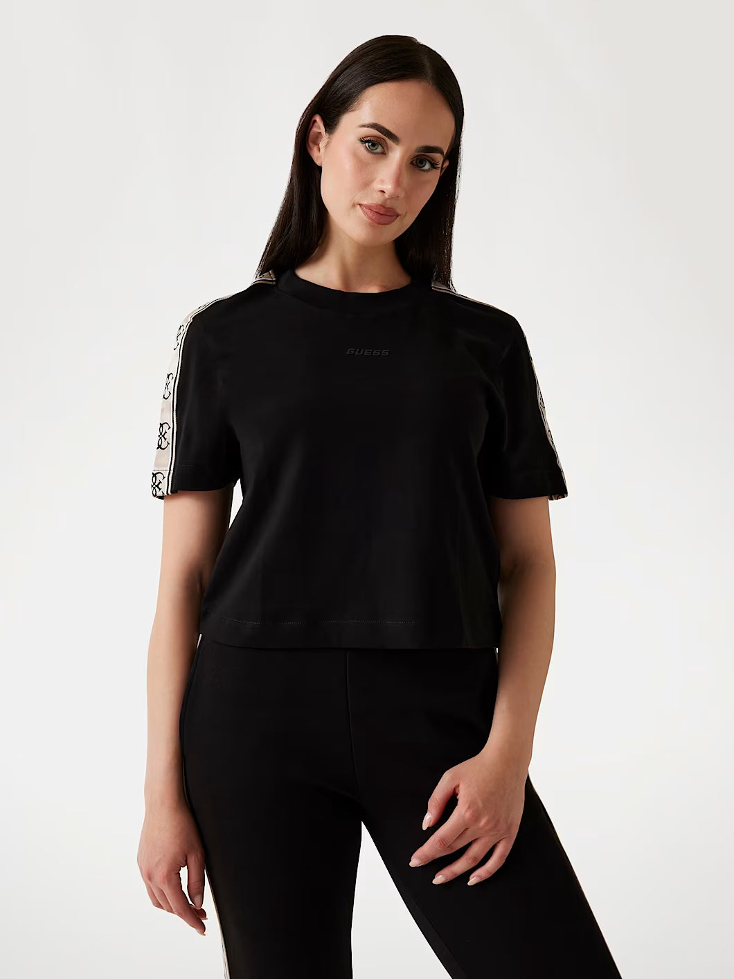 Camiseta GUESS - V3RI08 I3Z14 JBLK