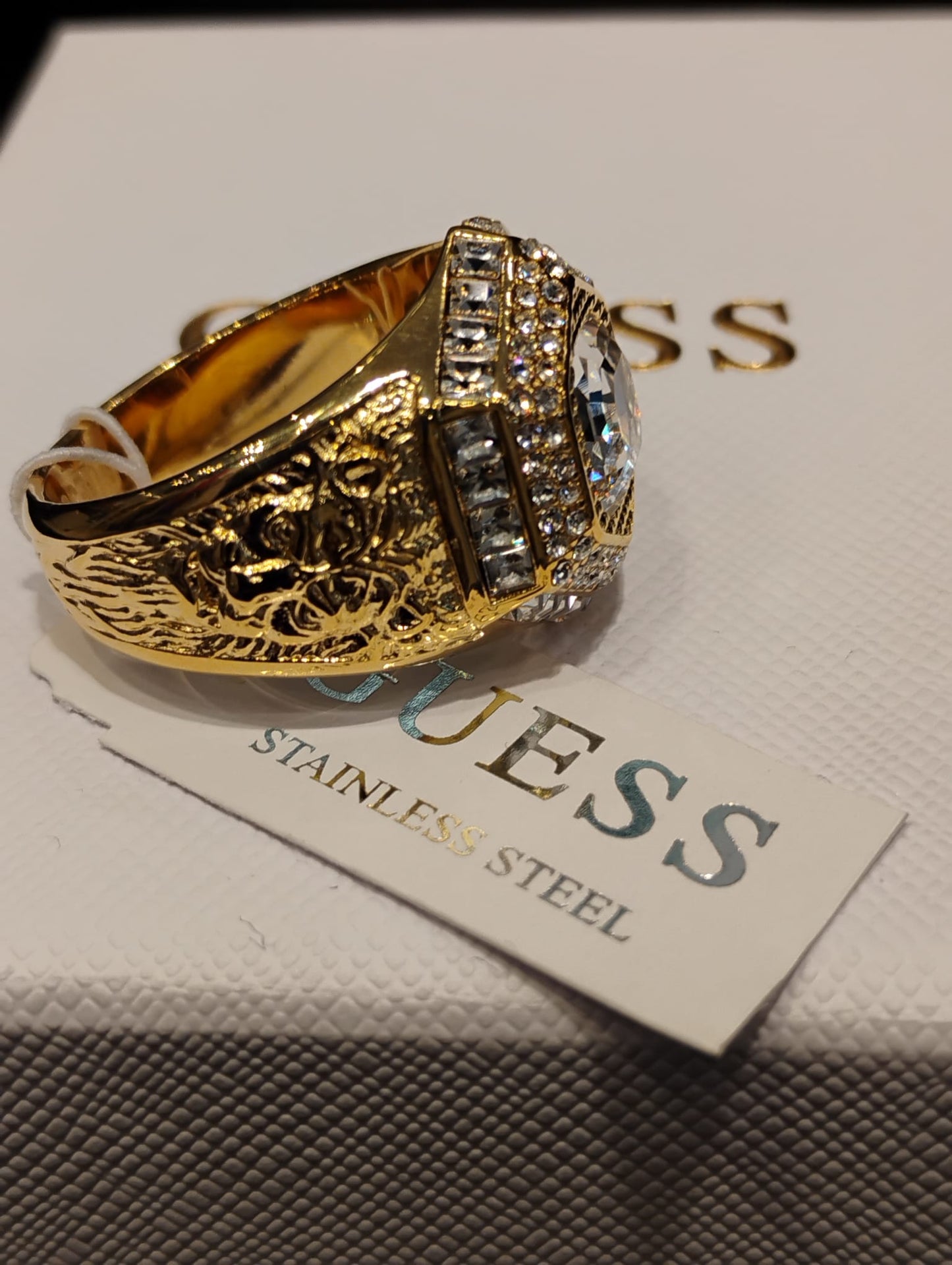 Anillo GUESS - JUMR06009JWYG