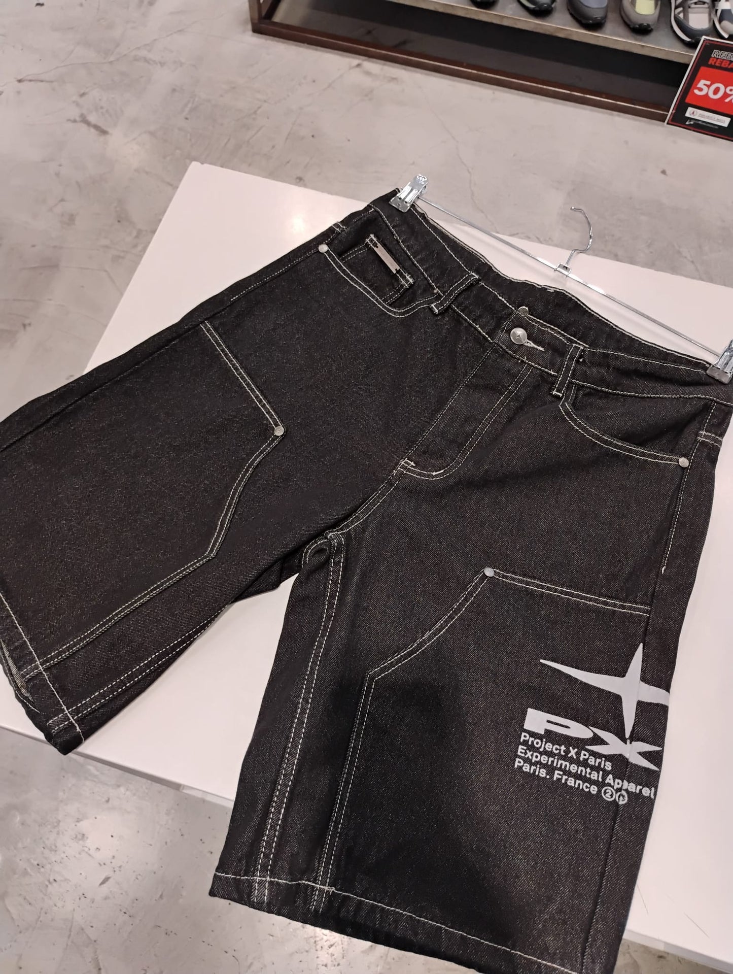 Bermudas PROJECT - U2694103-BK