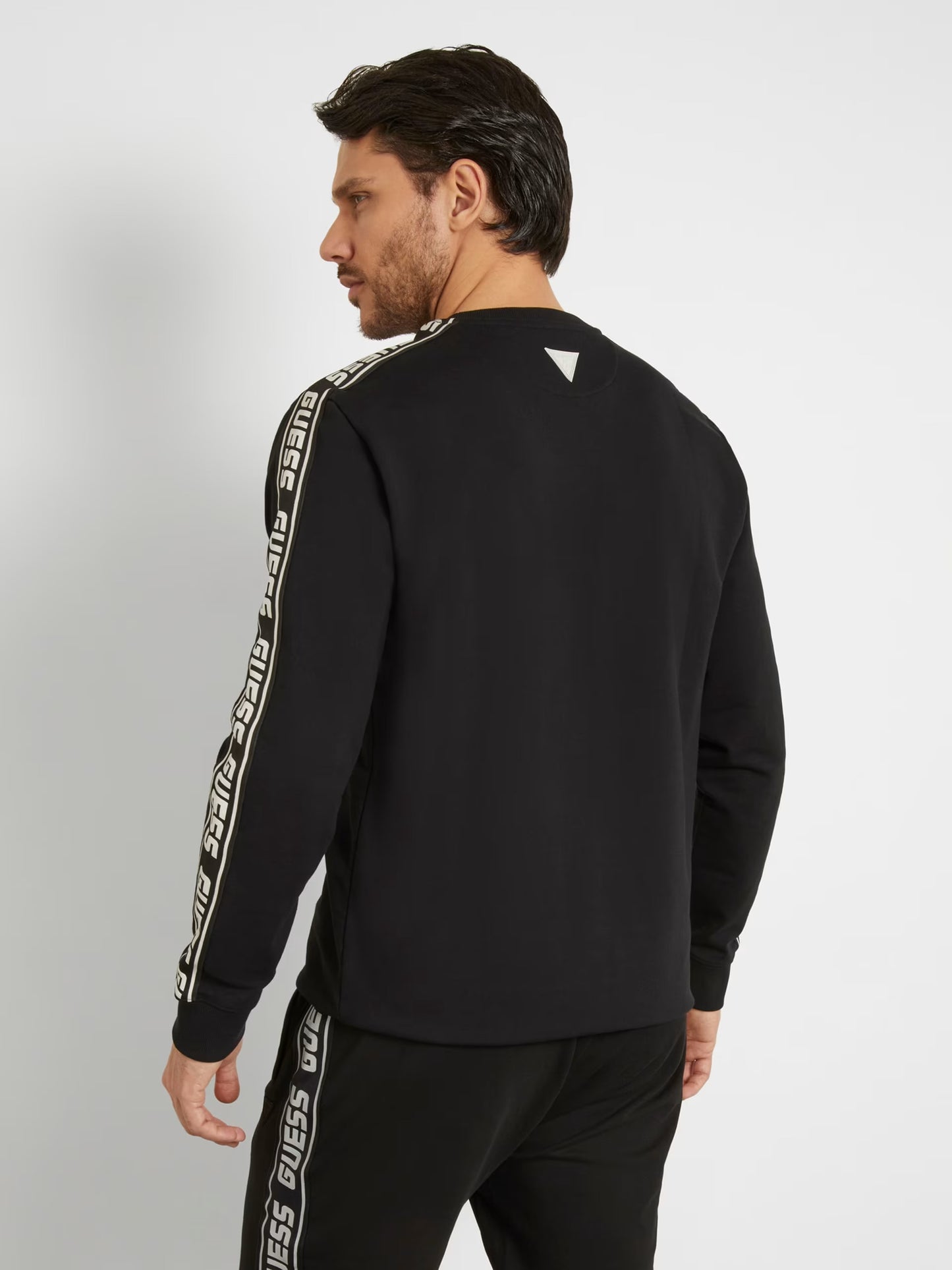 Sudadera GUESS - Z4GQ24 K6ZS1 JBLK