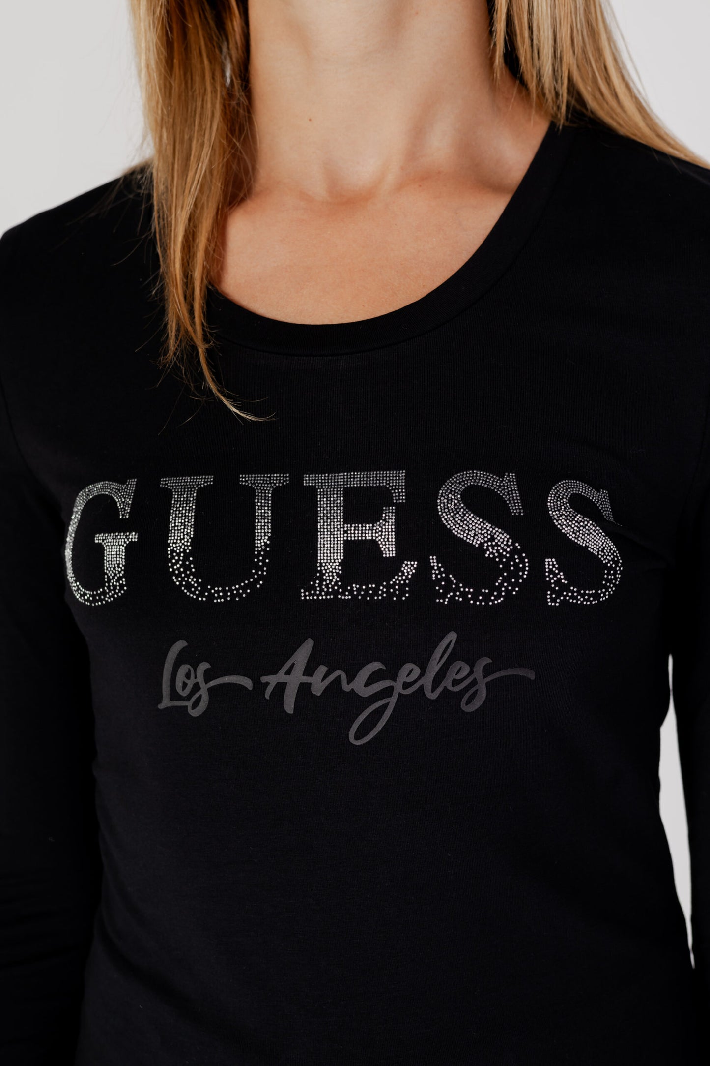 Camiseta GUESS - W3BI35 J1314 JBLK