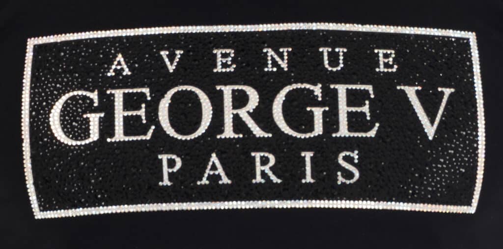 camiseta negra George V