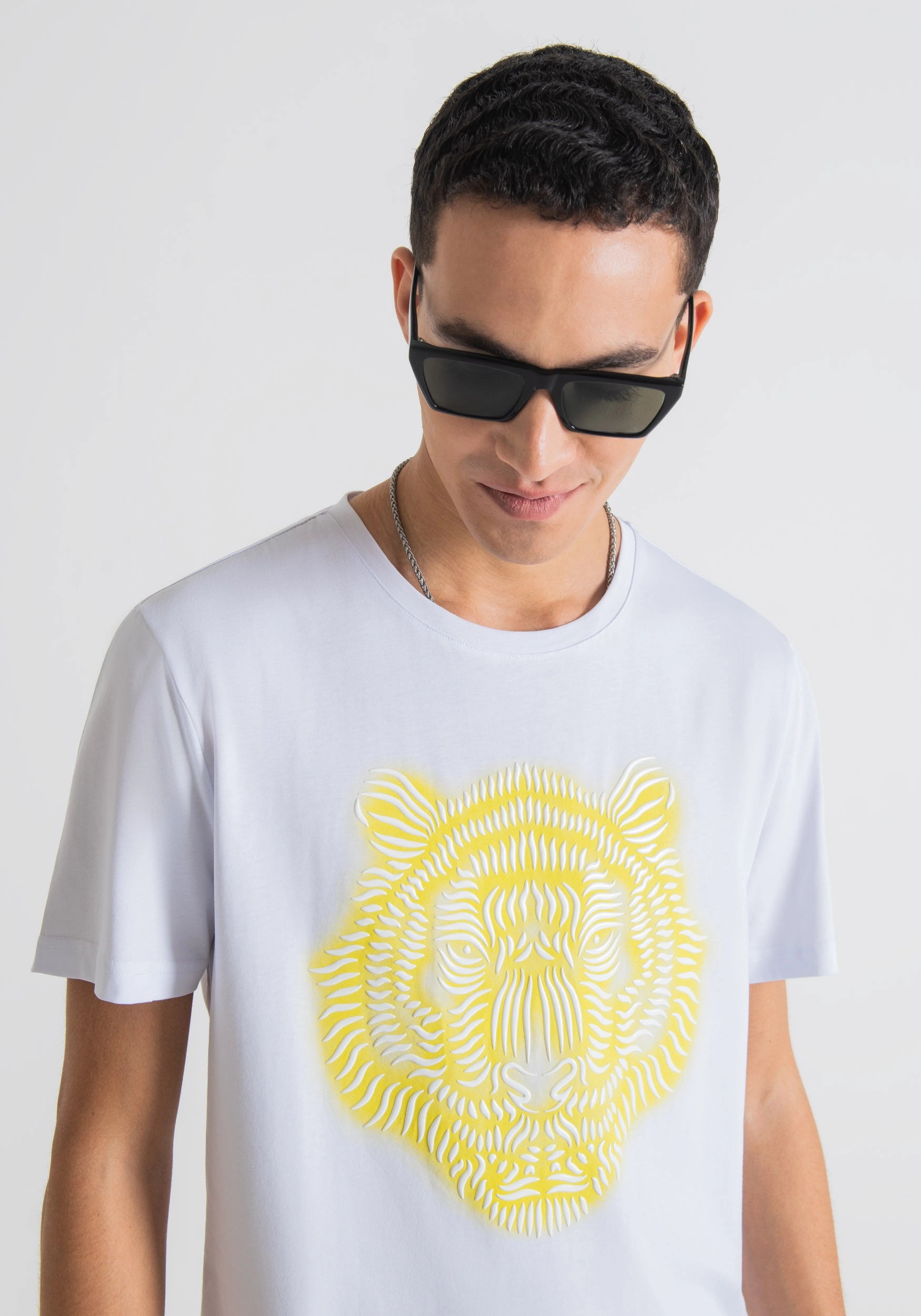 Camiseta MORATO MMKS02290 1000