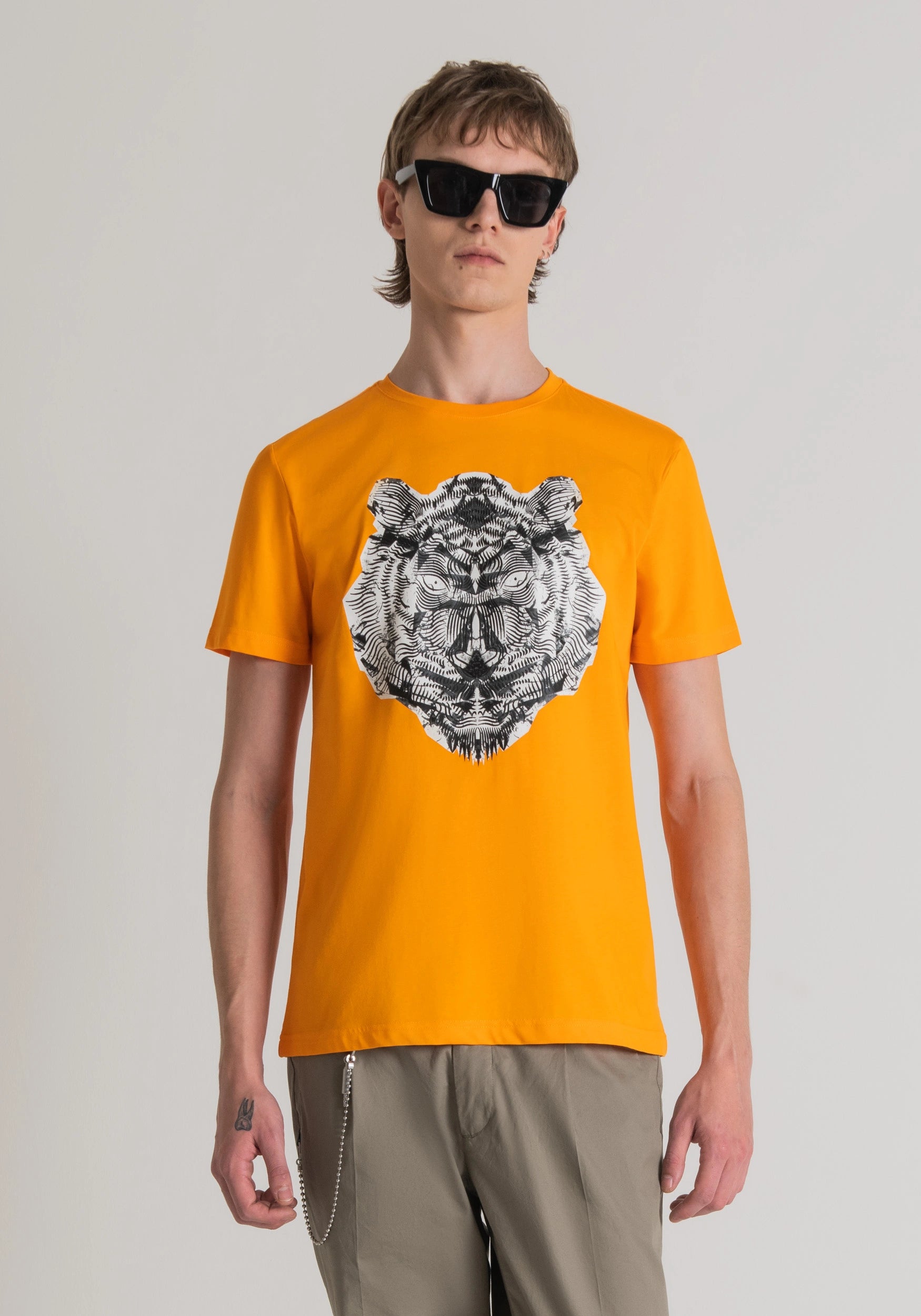 camiseta antony morato tigre